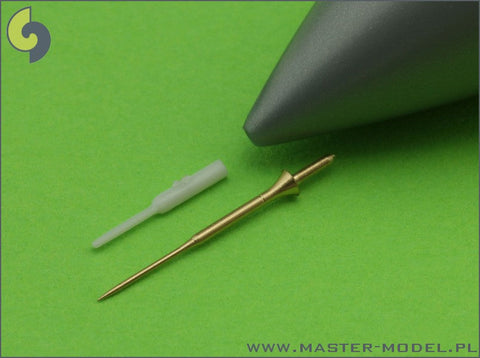 マスター AM-72-036 1/72 F-4 ファントム II(ロングノーズ型)の装備 1/72 F-4E,F,G,EJおよび偵察機のR1/72 F-4B,C,E,EJ用