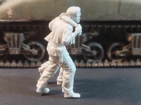 パンツァーアート FI35-208 1/35 WWIIアメリカ 海兵隊 負傷戦車兵 2体セット