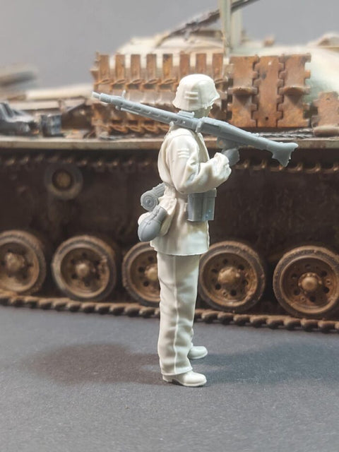 パンツァーアート FI35-220 1/35 WWIIドイツ 武装親衛隊MG42 機関銃手