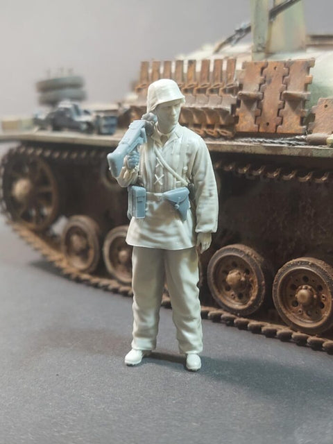パンツァーアート FI35-220 1/35 WWIIドイツ 武装親衛隊MG42 機関銃手
