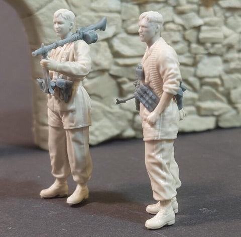 パンツァーアート FI35-249 1/35 WWIIドイツ 降下猟兵 MG34チーム 2体セット