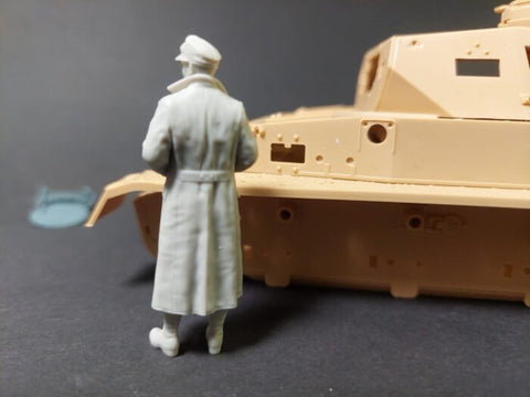 パンツァーアート FI35-251 1/35 WWIIドイツ アフリカ軍団 lll/IV戦車 戦車将校