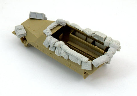 パンツァーアート RE35-478 1/35 WWIIドイツ Sd.Kfz.251 D型 積荷セット