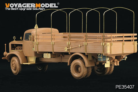 ボイジャーモデル PE35407 1/35 WWIIドイツ ベンツL4500A トラック(スベズダ3596)