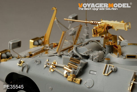 ボイジャーモデル PE35545 1/35 現用イタリア陸軍 プーマ 4X4軽装甲偵察車(トランぺッター05525)