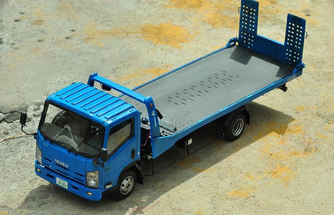 ズームオン Z060 1/24 いすゞ エルフ フラットベッド 車載専用車