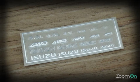 ズームオン ZD037 1/24 - 1/43 いすゞ メタルステッカー