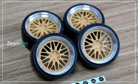 ズームオン ZR017 1/24 19インチ BBS LM ホイールセット