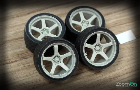 ズームオン ZR021 1/24 18インチ アドバン GT ホイールセット