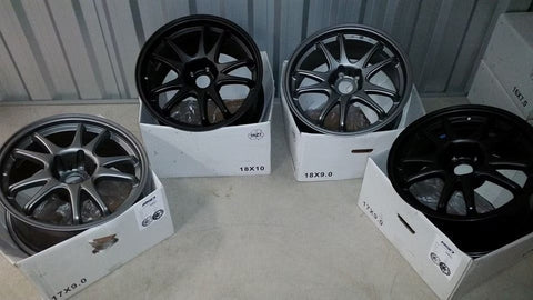 ズームオン ZR022 1/24 18インチ 5zigen RSD ホイールセット