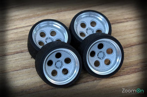 ズームオン ZR030 1/24 18インチ Rotiform DIA ホイールセット