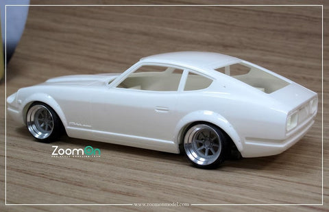 ズームオン ZR037 1/24 15インチ Rotiform MLW ホイールセット