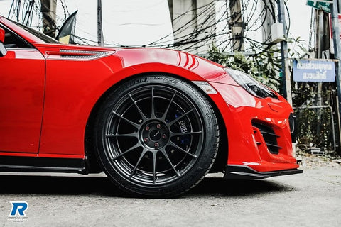 ズームオン ZR085 1/24 19インチ エンケイ NT03RR ホイールセット