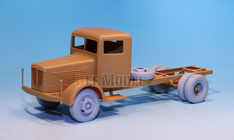 DEFモデル DW30019 1/35 ドイツ ビュッシング・ナーク L4500S 自重変形タイヤセット (AFVクラブ1/35スケール用)