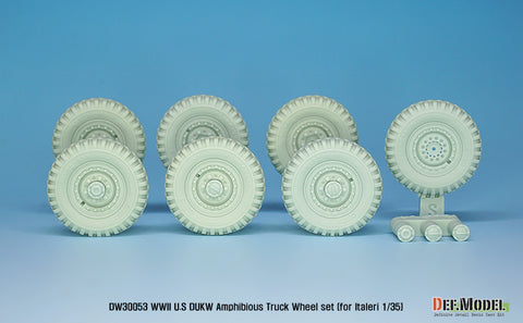 DEFモデル DW30053 1/35 WWII アメリカ DUKW 水陸両用トラック 自重変形ホイールセット (イタレリ1/35スケール用)
