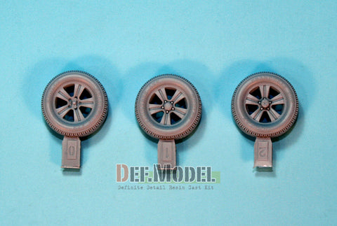 DEFモデル DW35021 1/35 現用 ピックアップトラック 自重変形タイヤセット(モンモデルVS-001/002用)(4個+スペアタイヤ1個入り,マスキングシール付き)
