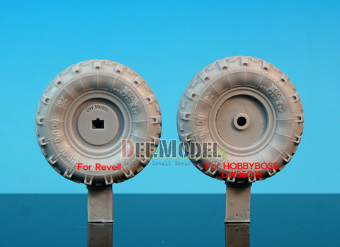DEFモデル DW35028 1/35 現用 ドイツ GTK ボクサー GTFz 自重変形タイヤセット(レベル用)(4種各2個入り,ホイールキャップ3種,マスキングシール付き)