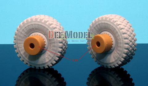DEFモデル DW35035 1/35 現用 アメリカ バッファローMPCV 地雷除去車両 自重変形タイヤセット(ミシュランXZL)(ブロンコ CB35100用)(フロントタイヤ2個,リアタイヤ2種各2個+スペアタイヤ2個入り,マスキングシール付き)