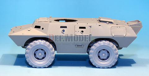 DEFモデル DW35037 1/35 現用 アメリカ U.S M706(V100) コマンドウ 装輪装甲車 自重変形タイヤセット(ホビーボス用)(4種各1個入り,マスキングシール付き)