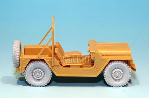 DEFモデル DW35039 1/35 現用 イスラエル M151 シミラ 小型四輪駆動車 自重変形タイヤセット(タミヤ/アカデミー用)(4個+スペアタイヤ1個入り,マスキングシール付き)