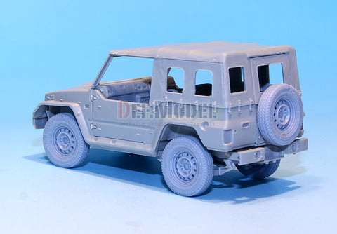 DEFモデル DW35042 1/35 現用 陸上自衛隊 73式小型トラック 自重変形タイヤセット(トランペッター用)(4個+スペアタイヤ1個入り,マスキングシール付き)