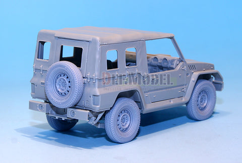 DEFモデル DW35042 1/35 現用 陸上自衛隊 73式小型トラック 自重変形タイヤセット(トランペッター用)(4個+スペアタイヤ1個入り,マスキングシール付き)
