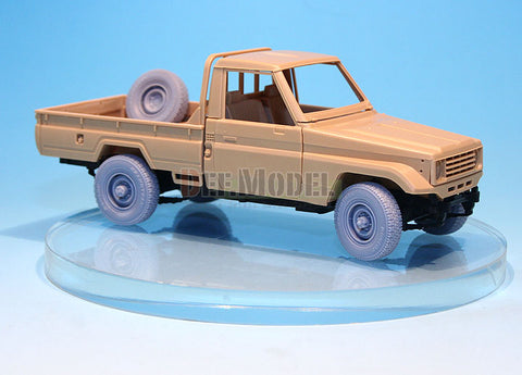 DEFモデル DW35051 1/35 現用 ピックアップトラック タイプ2 自重変形タイヤセット(1)(モンモデルVS-004用)(2種各2個+スペアタイヤ1個入り,マスキングシール付き)