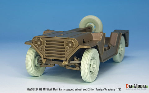 DEFモデル DW35124 1/35 現用 アメリカ M151A1 マット 小型多用途トラック 自重変形タイヤセット”初期型”(2)(民生タイヤ)(タミヤ/アカデミー用)(4個+スペアタイヤ1個入り,マスキングシール付き,レジンパーツ付き)