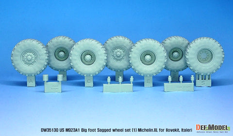 DEFモデル DW35130 1/35 現用 アメリカ M923A1 ビッグフット 大型軍用トラック 自重変形タイヤセット(ミシュランXL)(アイラブキット/イタレリ用)(6種各1個+スペアタイヤ1個入り,マスキングシール付き)