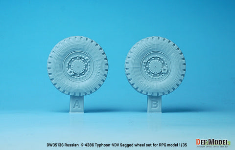 DEFモデル DW35136 1/35 現用 ロシア K-4386 タイフーン VDV(空挺隊)装輪装甲車 自重変形タイヤセット(RPGモデル用)(2種各2個入り,マスキングシール付き)