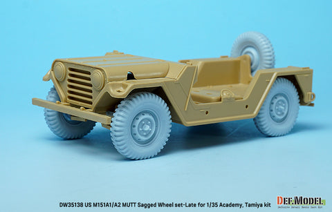 DEFモデル DW35138 1/35 現用 アメリカ M151A1/A2 マット 小型多用途トラック 自重変形タイヤセット”後期型”(タミヤ/アカデミー用)(4個+スペアタイヤ1個入り,マスキングシール付き,レジンパーツ付き)