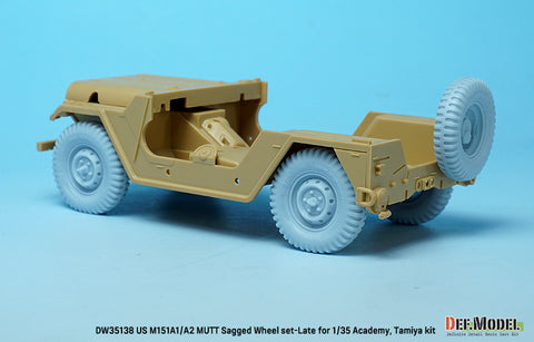 DEFモデル DW35138 1/35 現用 アメリカ M151A1/A2 マット 小型多用途トラック 自重変形タイヤセット”後期型”(タミヤ/アカデミー用)(4個+スペアタイヤ1個入り,マスキングシール付き,レジンパーツ付き)