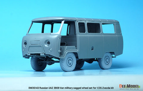 DEFモデル DW35143 1/35 現用 ロシア UAZ-3909 ワンボックスバン 自重変形タイヤセット(軍用タイプ)(ズベズダ用)(3種計4個+スペアタイヤ1個入り,マスキングシール付き)