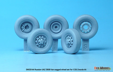 DEFモデル DW35144 1/35 現用 ロシア UAZ-3909 ワンボックスバン 自重変形タイヤセット(民生タイプ)(ズベズダ用)(3種計4個+スペアタイヤ1個入り,マスキングシール付き)
