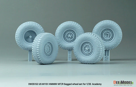 DEFモデル DW35152 1/35 現用 アメリカ M1151 ハンビー 自重変形タイヤセット(ラングラーMT/R(ヘビーデューティー・ラジアル))(アカデミー用)(2種各2個+スペアタイヤ1個入り,マスキングシール付き)