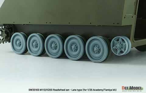DEFモデル DW35165 1/35 現用 アメリカ/韓国 M113/K200 装甲兵員輸送車 ホイールセット”後期型”(タミヤ/アカデミー用)(転輪10個(外側転輪のみ),スペアホイール2個,誘導輪2個,レジン製)