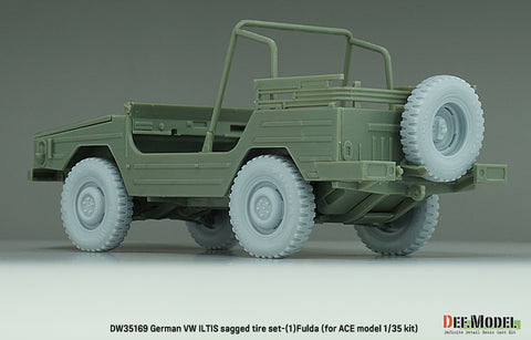 DEFモデル DW35169 1/35 現用 ドイツ フォルクスワーゲン イルティス 四輪小型軍用車 自重変形タイヤセット(1)(フルダ)(ACE用)(2種各2個+スペアタイヤ1個入り,マスキングシール付き)
