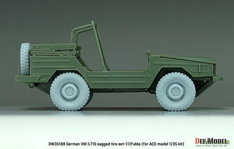 DEFモデル DW35169 1/35 現用 ドイツ フォルクスワーゲン イルティス 四輪小型軍用車 自重変形タイヤセット(1)(フルダ)(ACE用)(2種各2個+スペアタイヤ1個入り,マスキングシール付き)