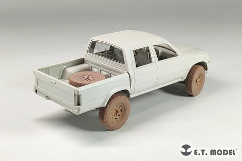 ETモデル P35-163 1/35 ピックアップトラック たわんだホイール タイプ2