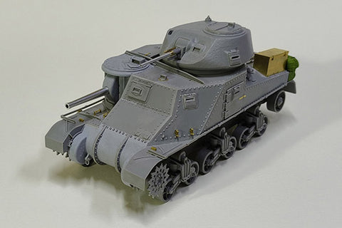 エウレカXXL ER-3582 1/35 M3グラント用アップグレードセット（タコム2086用）説明書付きエッチングパーツ、旋削アルミニウム製、75mm&37mm砲身、ブローニング M1919 .30口径砲身2基、樹脂製牽引ケーブルと乗組員個人装備品2個付き