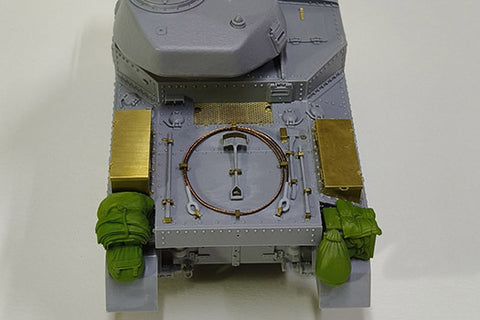 エウレカXXL ER-3582 1/35 M3グラント用アップグレードセット（タコム2086用）説明書付きエッチングパーツ、旋削アルミニウム製、75mm&37mm砲身、ブローニング M1919 .30口径砲身2基、樹脂製牽引ケーブルと乗組員個人装備品2個付き