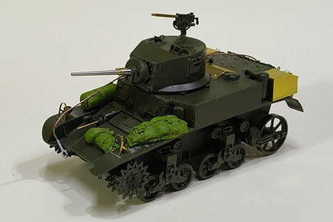 エウレカXXL ER-3585 1/35 アメリカ M3A1スチュアート用アップグレードセット軽戦車 (アカデミー/イタレリ用)。説明書付きエッチングパーツ2個、37mmアルミ削り出し砲身1個、ブローニング M1919 .30口径砲身3個、牽引ケーブル1個、レジンアクセサリー3個