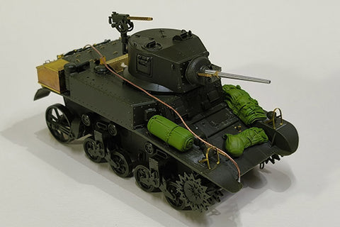 エウレカXXL ER-3585 1/35 アメリカ M3A1スチュアート用アップグレードセット軽戦車 (アカデミー/イタレリ用)。説明書付きエッチングパーツ2個、37mmアルミ削り出し砲身1個、ブローニング M1919 .30口径砲身3個、牽引ケーブル1個、レジンアクセサリー3個