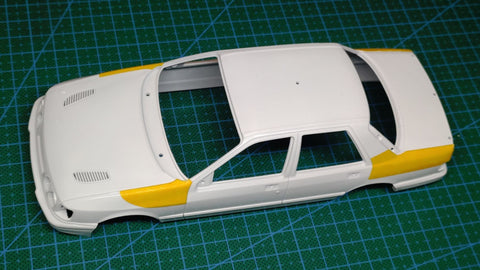 LBプロダクション 24075 1/24 フォード シエラ コスワース 4x4 - バストス レーシングチーム - イープル 24時間ラリー 1992優勝 - P.Snijers/D.Colebunders