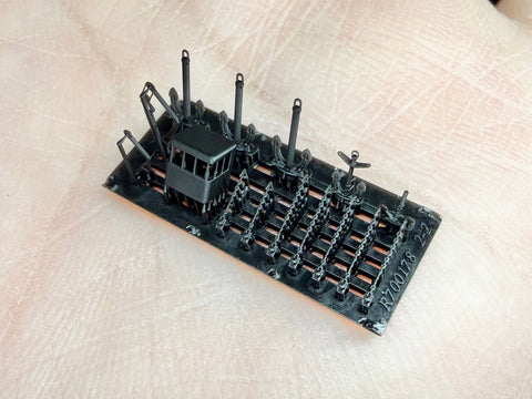 MUYIモデル R700185 1/700 フジミ製キット用 日本海軍「加賀」艦首・艦尾甲板ディテールアップパーツ（超精密3Dプリントキット・77パーツ）