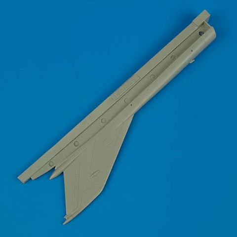 クイックブースト 72231 1/72 MiG-21MF フィッシュベッド スパインと垂直尾翼（FUJIMI用）