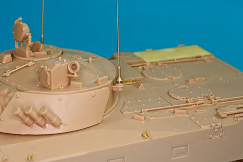 RBモデル 35B110 1/35 BMP-3 Armament 30mm 2A72, 100mm 2A70, 3 x 7.62 PKT mg