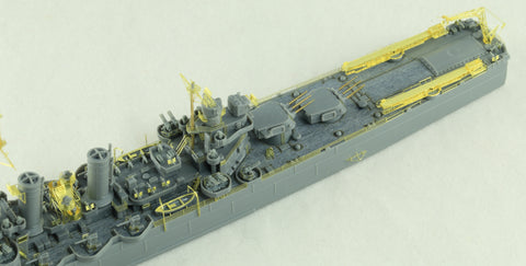 ヴィーホビー E57017 1/700 アメリカ 軽巡洋艦 フェニックス CL-46 デラックス版(エッチングパーツ付き) プラモデル