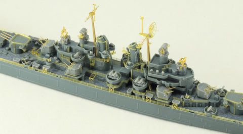 ヴィーホビー E57020 1/700 アメリカ 軽巡洋艦 クリーブランド CL-55 1945年 デラックス版(エッチングパーツ付き) プラモデル