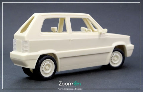 ズームオン Z218 1/24 フィアット パンダ750CL 87' 世界で最も車幅が狭い車